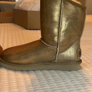Cosy Gold Leather Boot